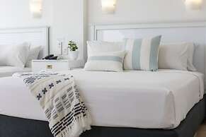 Coral Sea Resort