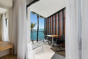 Coral Sea Resort
