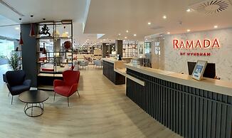 Ramada by Wyndham Valencia Almussafes