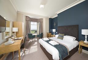 The George Hotel