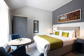 The George Hotel
