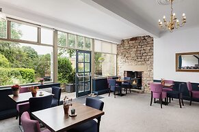 The George Hotel