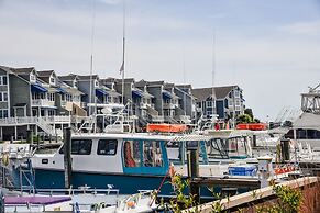 Rod 'N' Reel Resort