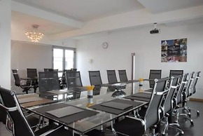Hotel Executive