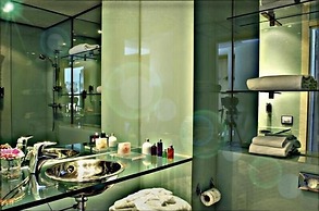 Hotel Executive