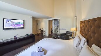 Puro Oasis Urban Hotel