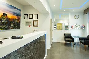 Marble Arch Inn Hotel