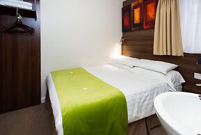 Marble Arch Inn Hotel