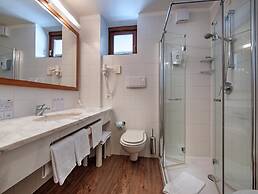 Luna Wellness Hotel