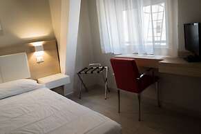 Hotel  Mediterraneo
