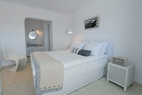 Ostraco Suites