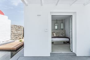 Ostraco Suites