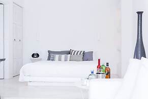 Ostraco Suites