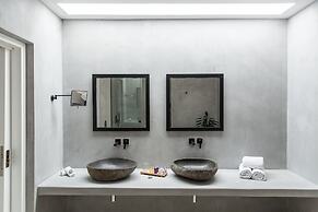 Ostraco Suites