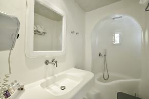 Ostraco Suites