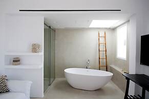 Ostraco Suites