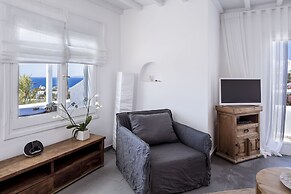 Ostraco Suites