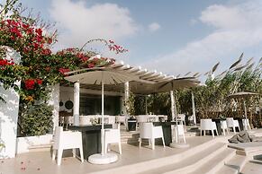 Ostraco Suites