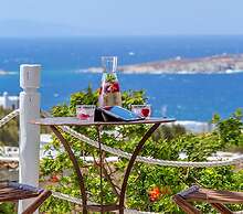 Ostraco Suites
