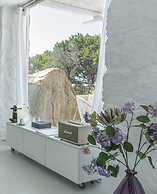 Ostraco Suites