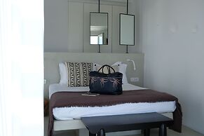 Ostraco Suites
