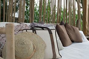 Ostraco Suites