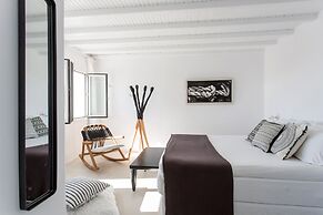 Ostraco Suites