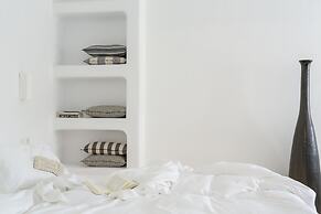 Ostraco Suites