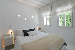 Ostraco Suites
