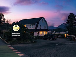 Tofino Resort & Marina