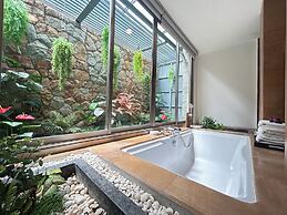 Nakamanda Resort And Spa