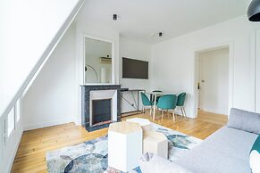 HotelHome Paris 16