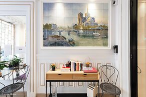 HotelHome Paris 16