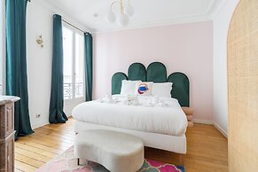 HotelHome Paris 16