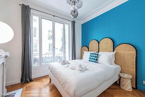 HotelHome Paris 16