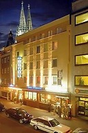 Drei Könige Dom Hotel
