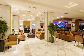 Venus Hotel & Suites