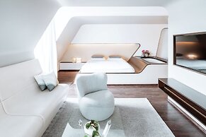 Hotel Q