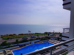The Cumberland Hotel - OCEANA COLLECTION