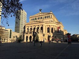 Hotel Carlton