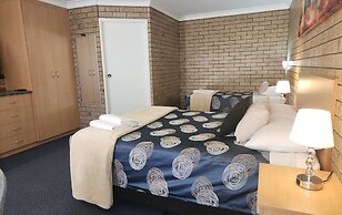 Macintyre Motor Inn