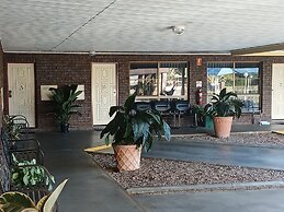 Macintyre Motor Inn