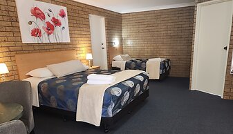 Macintyre Motor Inn