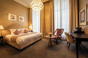 Dukes’ Arches – by Dukes’ Hotel Collection