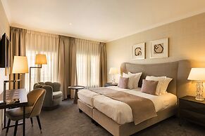Dukes’ Arches – by Dukes’ Hotel Collection