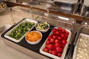 Lancaster Hotel