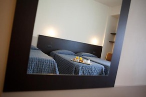 Auto Park Hotel
