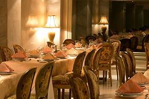 Hotel Nassim