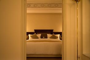 Hotel Nassim