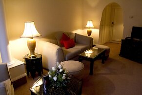 Hotel Nassim